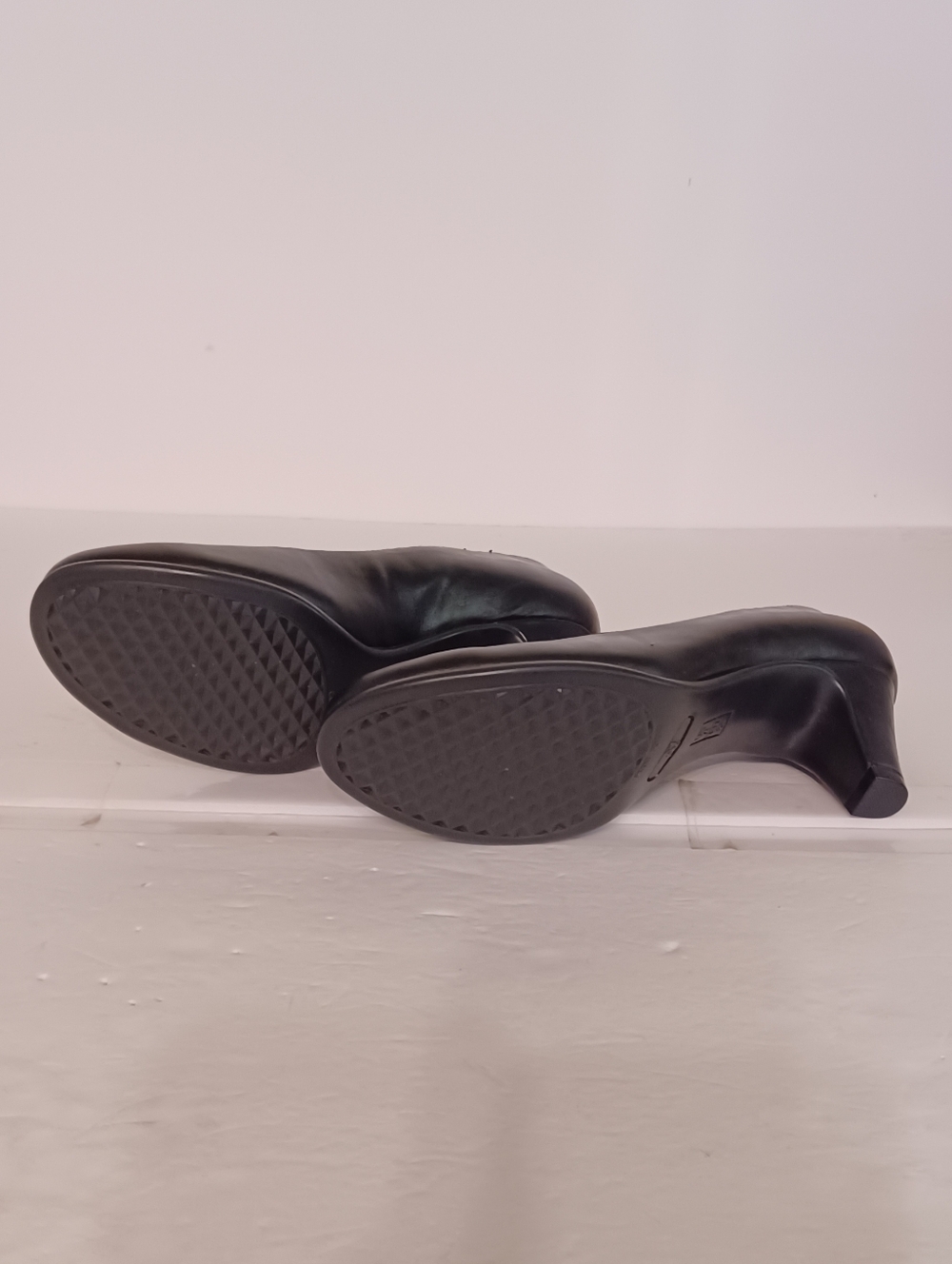 NWOT Womens A2 Heelrest AEROSOLES Classic Black Leather Mid-Heel Pumps Size 7.5M - Picture 6 of 6